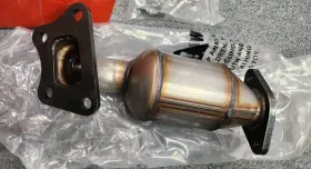H102416235 A-premium Front Right Catalytic Converter Kit Direct-fit For Allure And Lacrosse