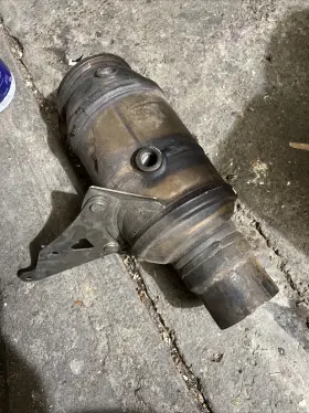 18328600278 Bmw Catalytic Converter Oem I8
