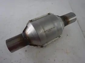 Fomiuzy 752140410484 2.25 Inch Inlet/outlet Catalytic Converter Universal High Flow