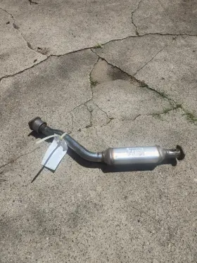 12563203 Gm New 1999-2000 Pontiac Grand Am Catalytic Convertor