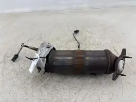 82182835 Gmc 2018 - 2021 Terrain 1.5l Awd Exhaust Catalytic Converter Oem