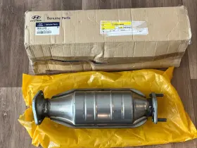 2895023260 Kia New Oem Exhaust Catalytic Converter Hyundai Elantra 2.0l 2007-2010