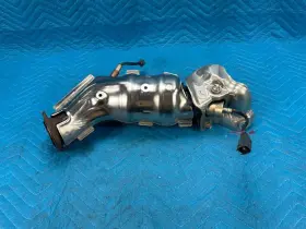 17500-70010 Lexus Ls500 Rwd Catalytic Converter With O2 Sensor Drivers Side 2018-2024 Oem