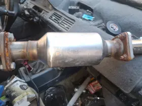 22623 Magnaflow Federal/epa Direct-fit Catalytic Converter For 1986-1989 Honda Accord