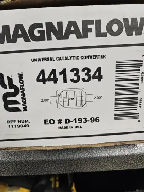 441334 Magnaflow California Grade Carb Compliant Universal Catalytic Converter
