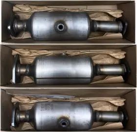 5661260 Magnaflow Catalytic Converter 5661260 Magnaflow Catalytic Converter