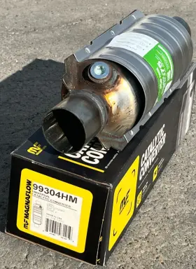 99304hm Magnaflow Universal Converter 2 Inch Exhaust