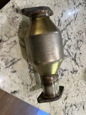 99656hm Magnaflow Epa/federal Universal Catalytic Converter - N/ce 0813