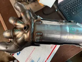 Cezgu903ab0 Mopar Oem Genuine Manifold And Catalytic Convertor Cezgu903