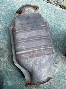 20802-f5800 Nissan Datsun 280zx Turbo Oem Catalytic Converter Rare 80-83