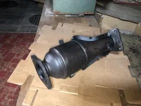 208a2-ea200 Nissan Three Way Catalytic Converter 2005-2010 208a2ea200