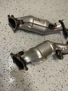 81941 Nissan Gtr R35 Skyline Exhaust Catalytic Converter Oem 08-22 Years