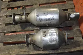 52122196ad Oe 3568ab 2007-12 Dodge 6.7l Cummins Catalytic Converter Dpf Set