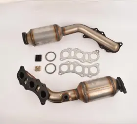 17140-31170 Oe Quality 17150-31240 Catalytic Converter Exhaust For Toyota Tacoma 4runner 4.0l 2005-2009