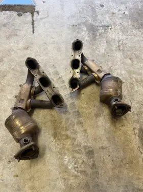 17618 Porsche Left Right Manifold Catalytic Converters For Boxster H6 2005-2008