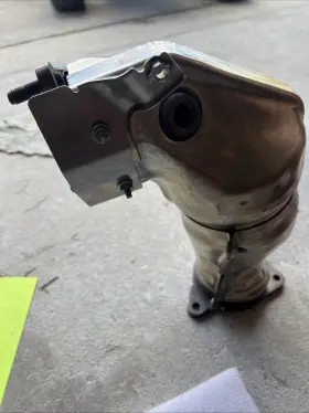 21010054 Subaru Front Pipe Converter