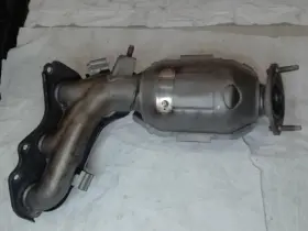 171400p240 Toyota Venza Manifold 3.5l 2grfe Engine 6 Cylinder Rear Rh Oem