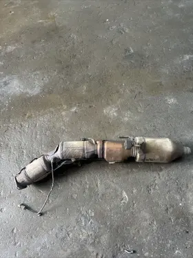 17410-37300 Toyota 2010-2015 Prius Cat Gp1 Tb1 Catalytic Converter Assembly Oem
