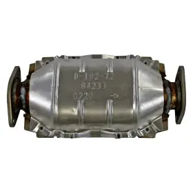 84233 Walker For Hyundai Tucson 07-09 Calcat Direct Fit Small Oval Body Catalytic Converter