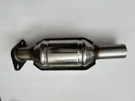 Oe-16681 Zhruihan 12-19 Kia Soul 12-17 Rio And Hyundai Accent Catalytic Converter